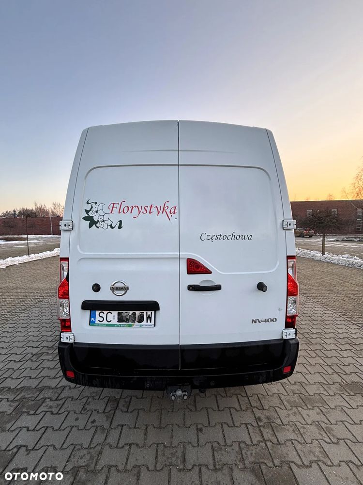 Nissan NV 400 - 13