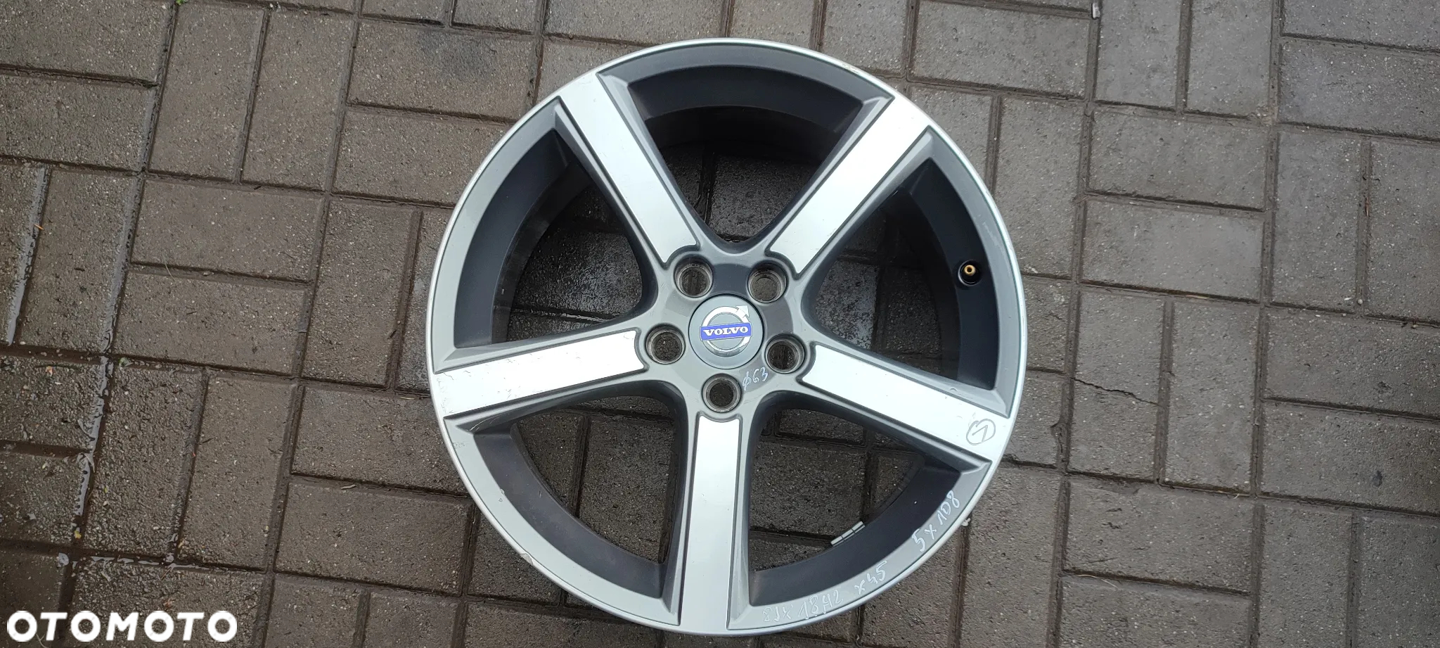 FELGI ALUMINIOWE 31290414DCLG 5x108 8Jx18 CALI ET 45 VOLVO V70 C70 BORBET KOMPLET 4 SZTUKI - 2