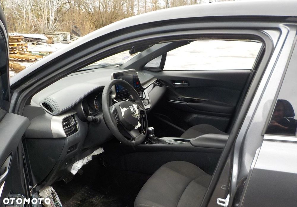 Toyota C-HR - 22