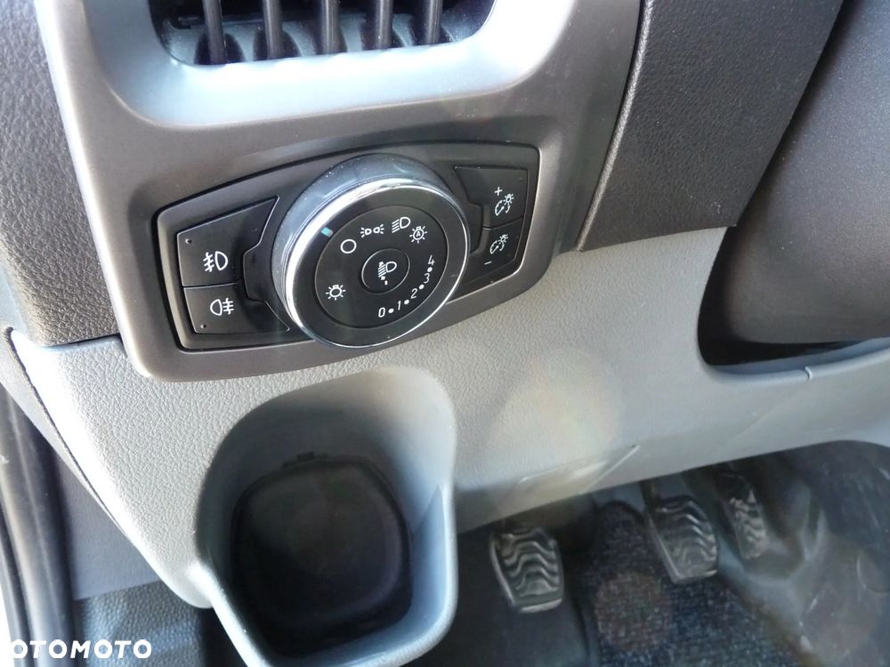 Ford Transit Custom 310 L2H1 Limited - 14