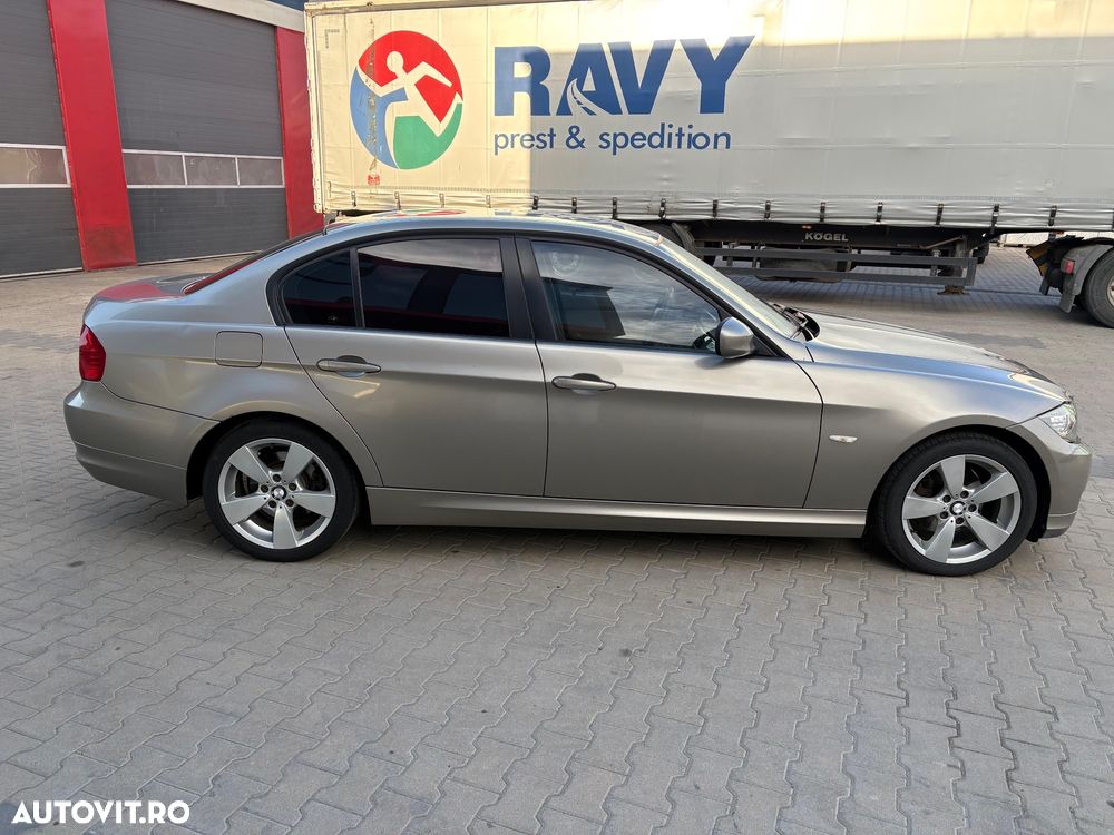 BMW Seria 3 320d - 6