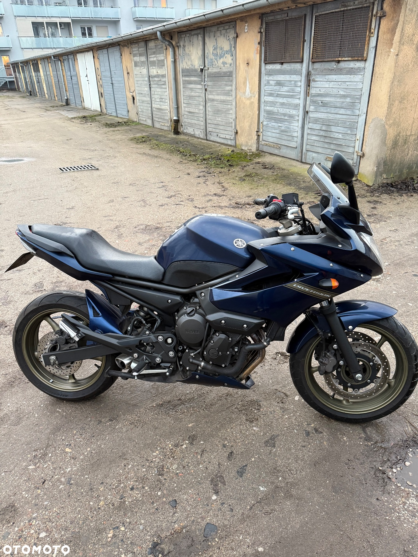 Yamaha XJ - 2