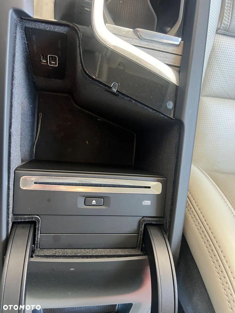 Volvo XC 60 D5 AWD Inscription - 39