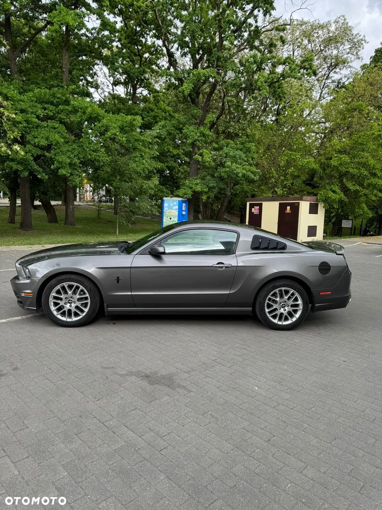 Ford Mustang 3.7 V6 Premium - 3
