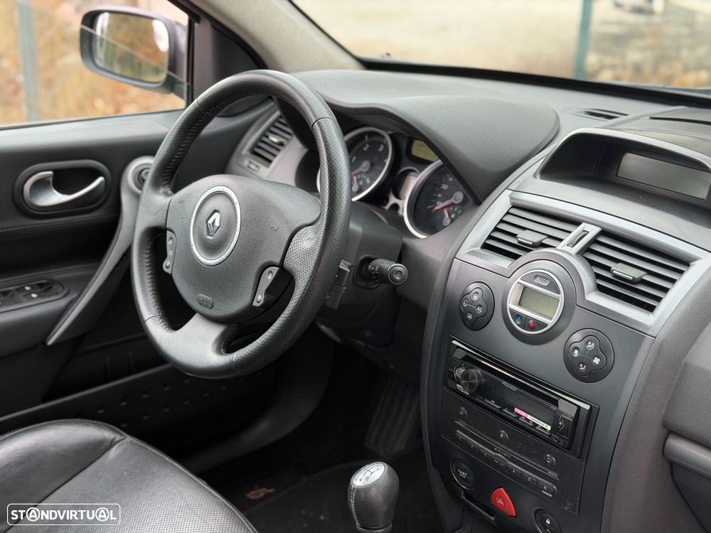 Renault Mégane 1.5 dCi Privilège Luxe - 16