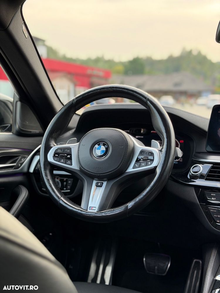 BMW Seria 5 530e Aut. M Sport Edition - 19