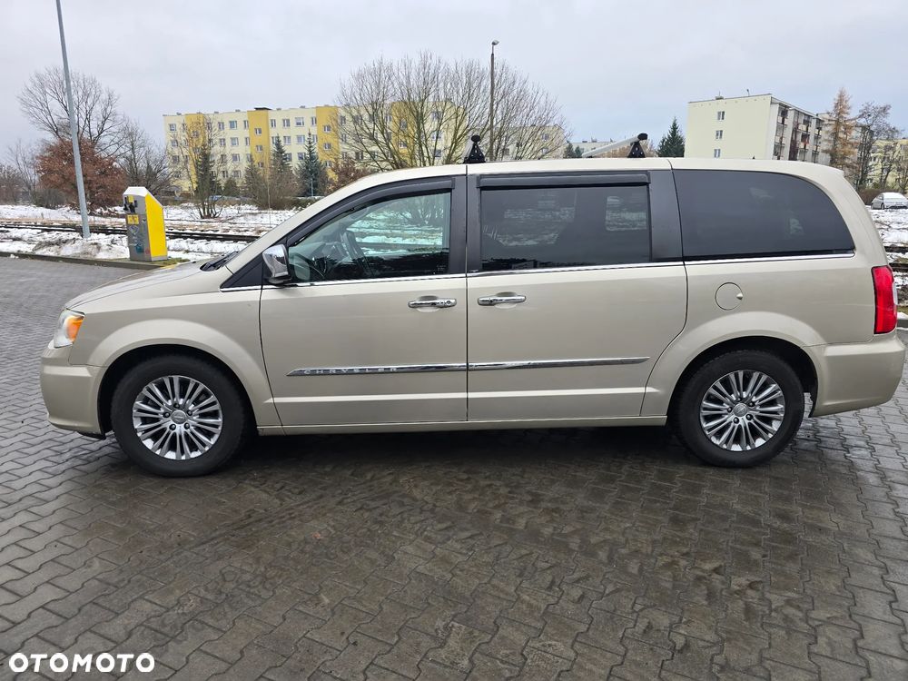 Chrysler Town & Country 3.6 Touring - 5