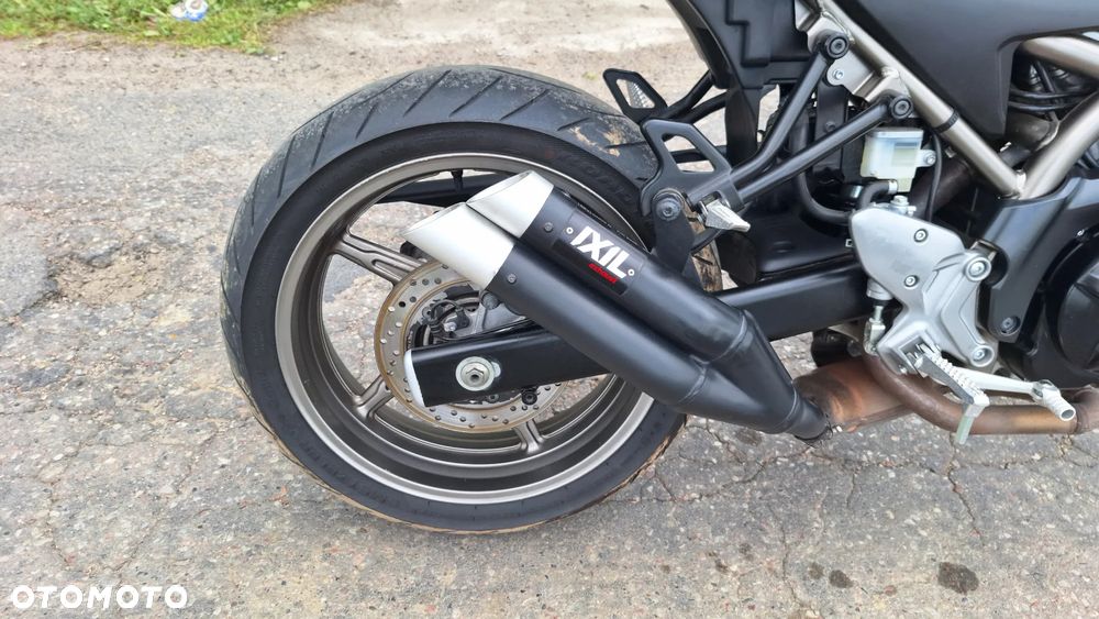Suzuki SV - 17