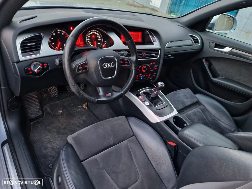 Audi A4 2.0 TFSI S line Sport Pack - 4