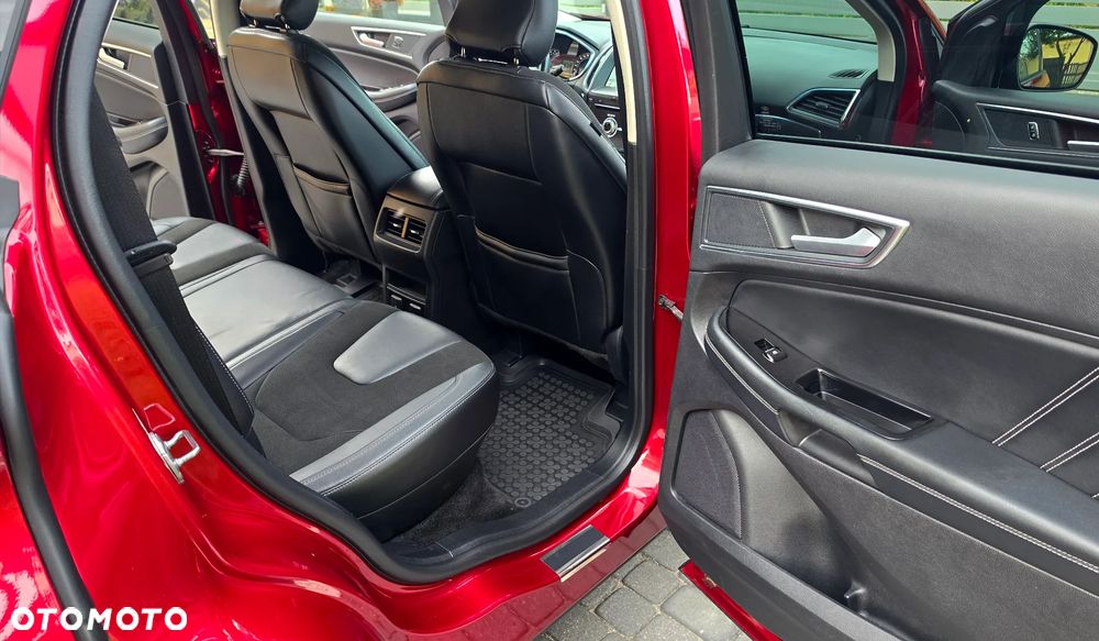 Ford Edge 2.0 TDCi Twin-Turbo 4WD ST-Line - 28