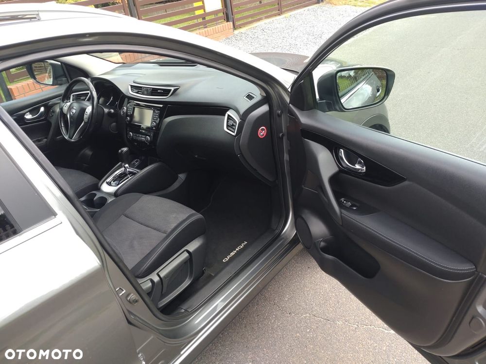 Nissan Qashqai 1.6 dCi Xtronic TEKNA - 12
