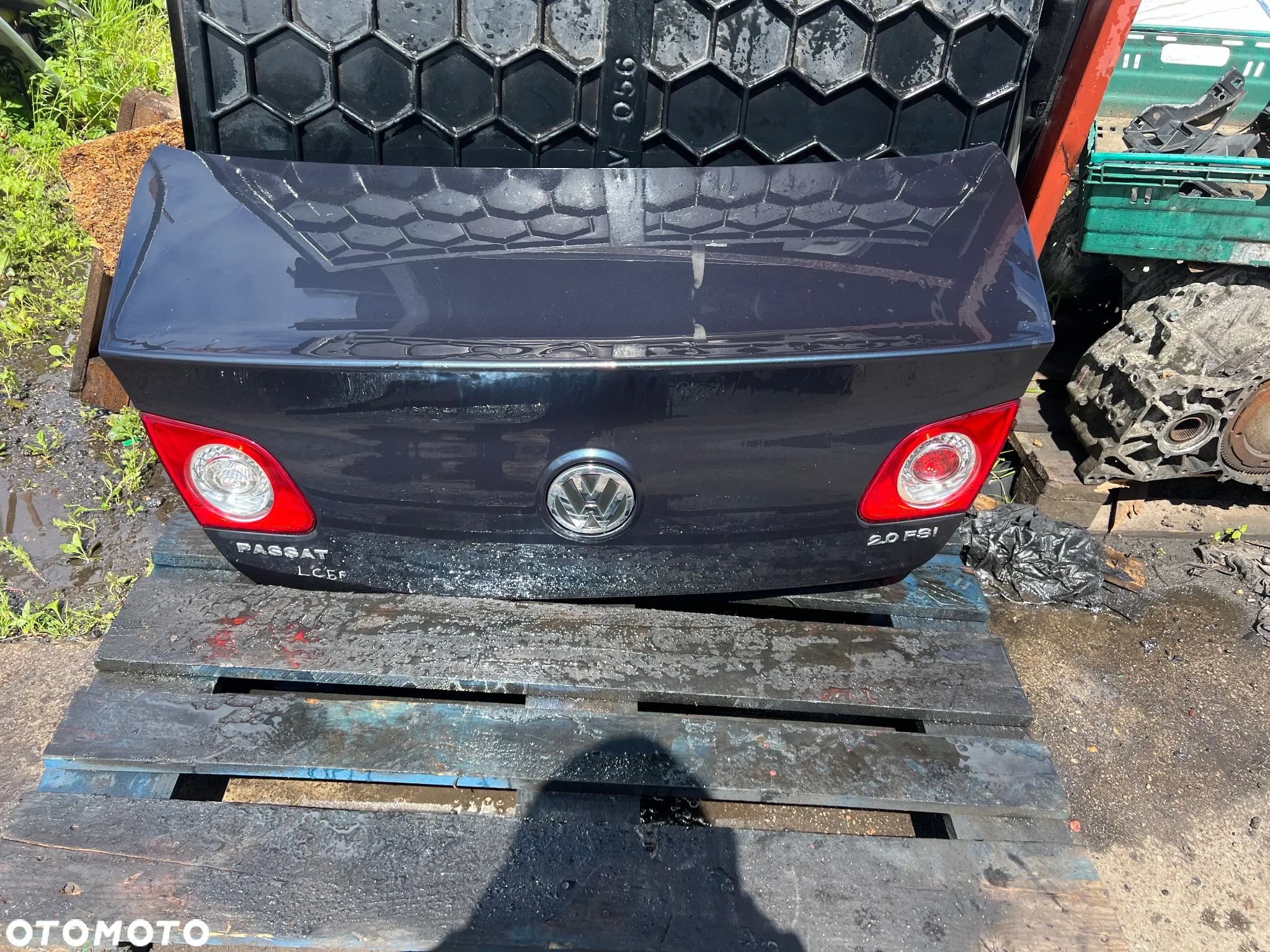 Klapa bagażnika Passat B6 kod LC5F - 1