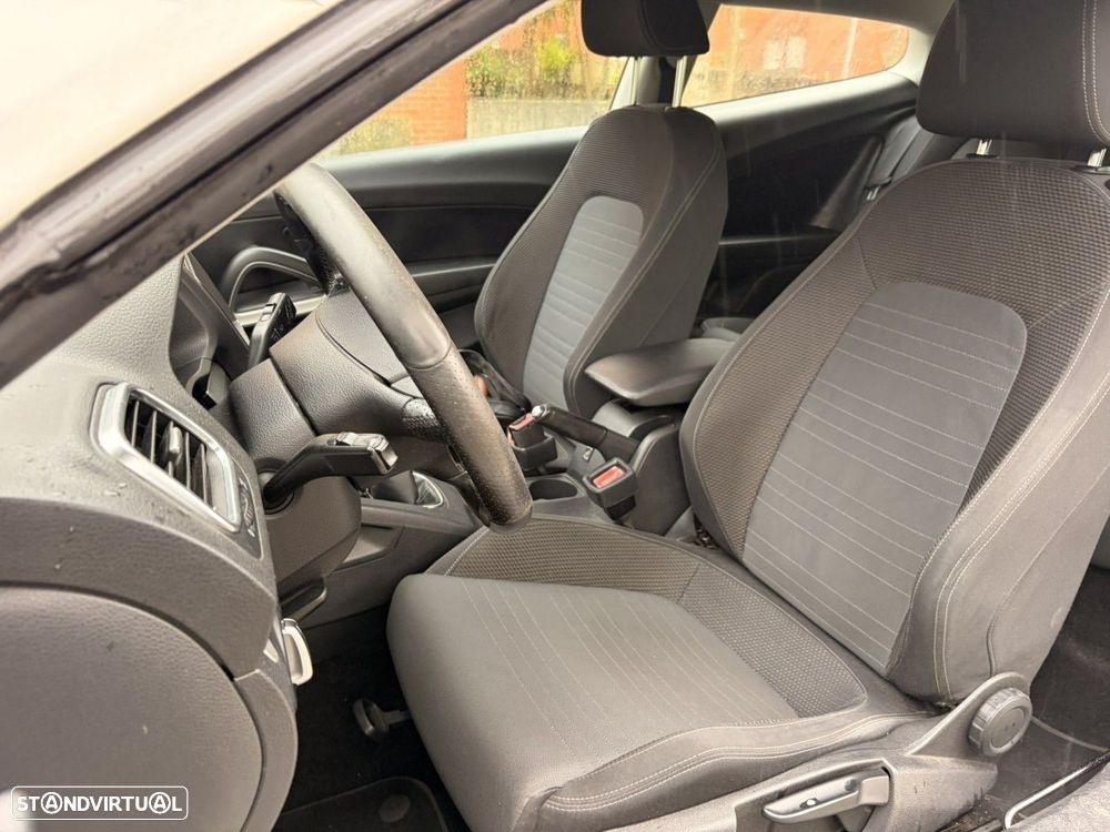 VW Scirocco 2.0 TDI Sport - 5