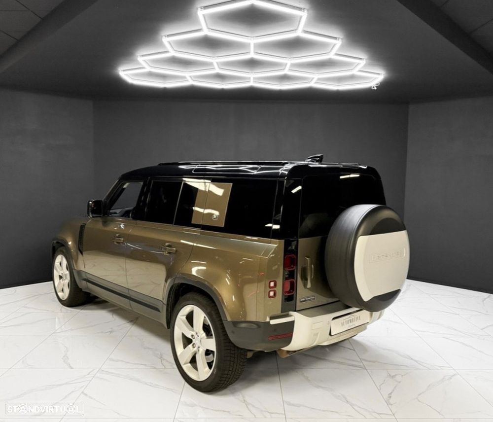 Land Rover Defender 110 D240 First Edition - 7