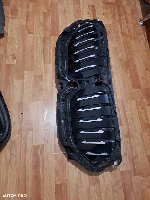 Grila radiator Bmw X5 G05 originala Cod 5113226775 - 5