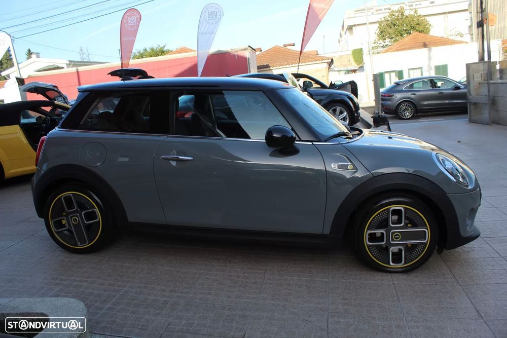 MINI 3 Portas - 4