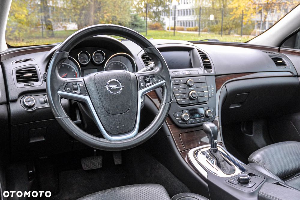 Opel Insignia - 9