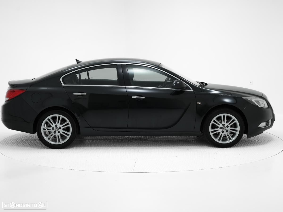 Opel Insignia - 2