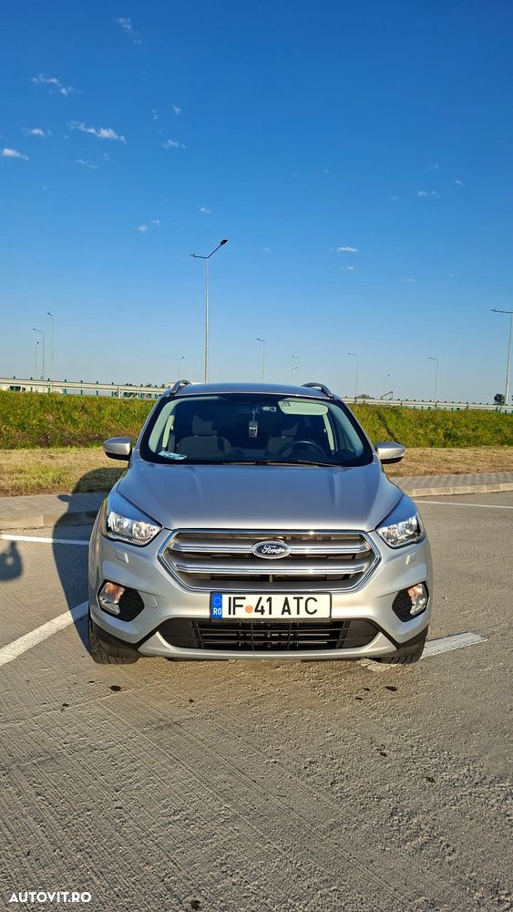 Ford Kuga - 2