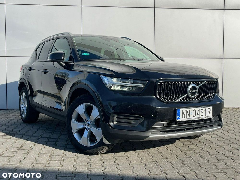 Volvo XC 40 T3 Momentum Pro - 3