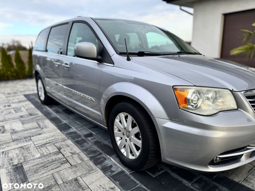 Chrysler Town & Country 3.6 Touring - 10