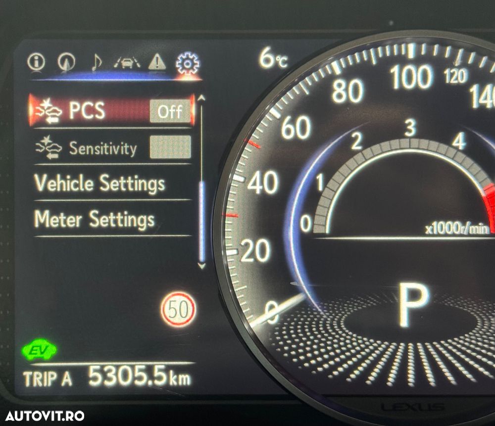 Lexus UX 250h Business Edition - 16