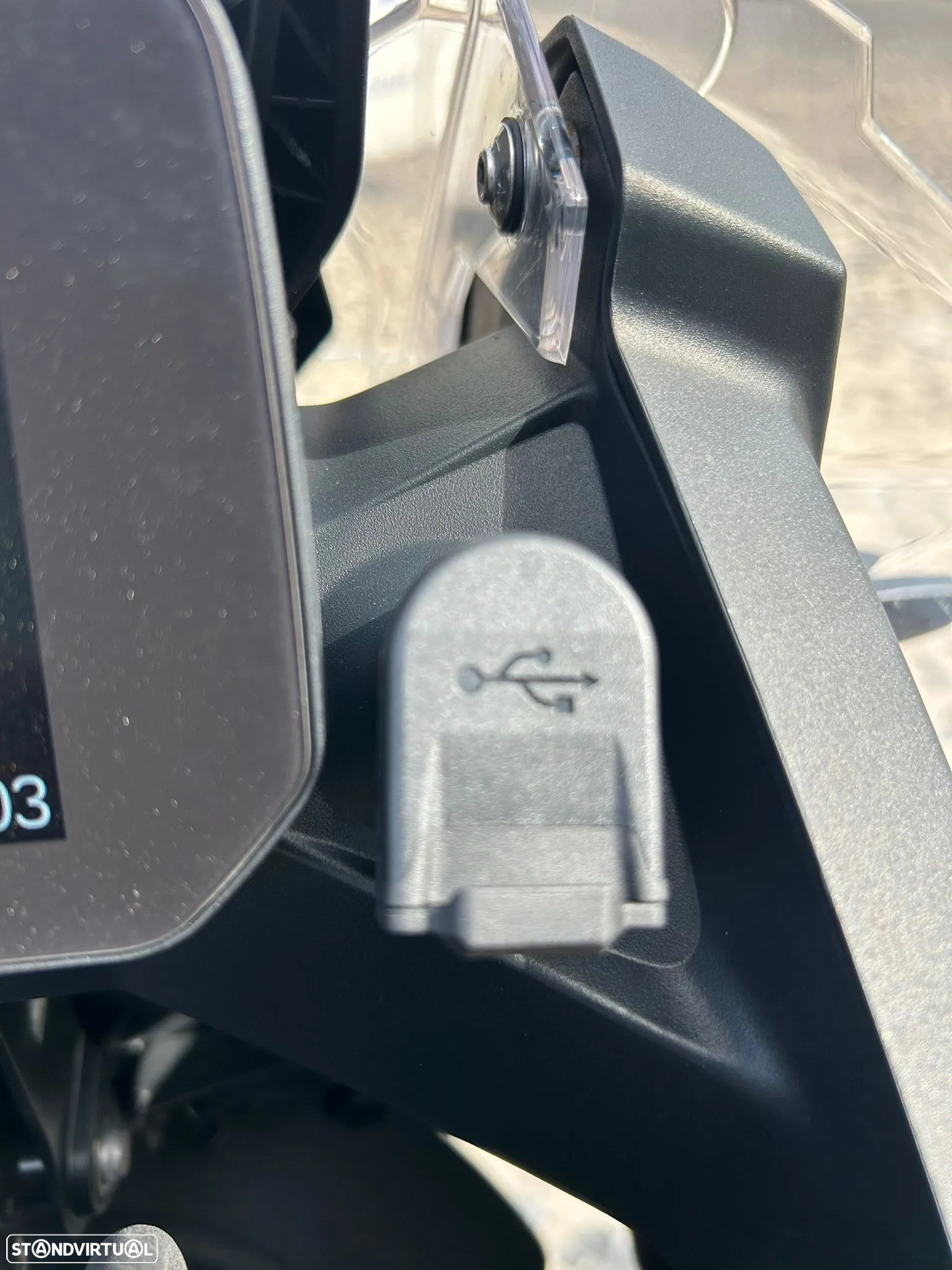 BMW F 850 GS Adventure TRIPLE BLACK - 2
