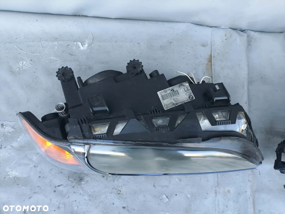 BMW E46 LIFT FL LAMPA PRZEDNIA LEWA PRAWA RINGI EUROPA 6910955 6910956 - 6