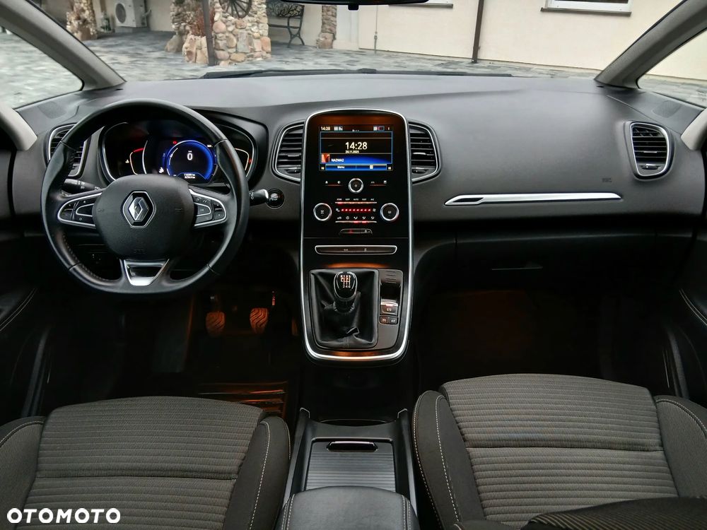 Renault Grand Scenic ENERGY TCe 115 LIMITED - 19
