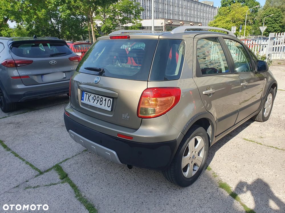 Fiat Sedici 1.9 Multijet 4x4 Dynamic - 16