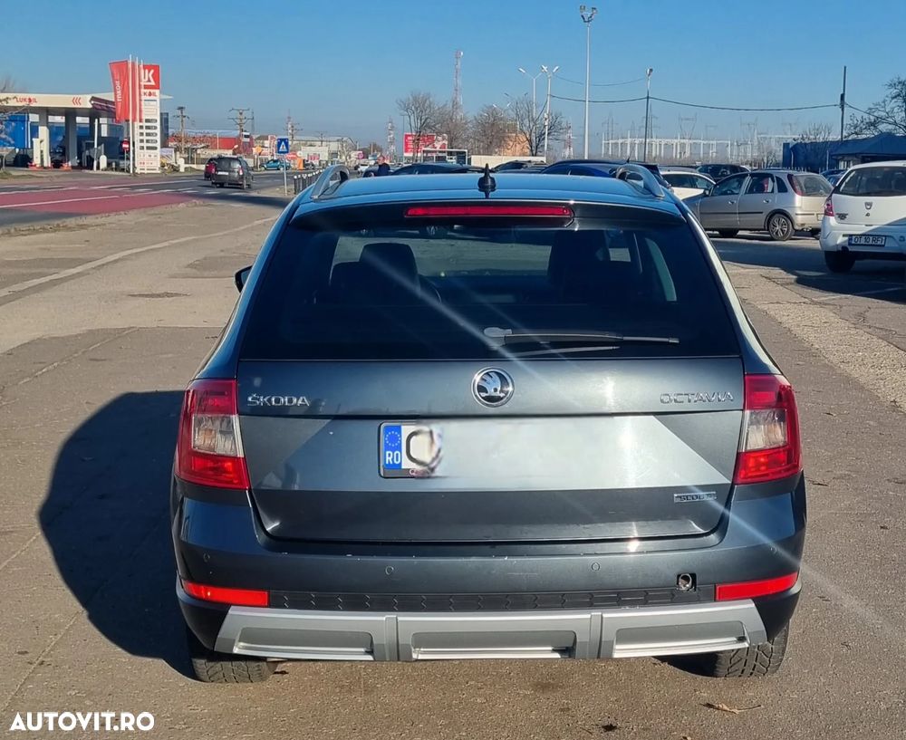 Skoda Octavia 2.0 TDI 4x4 DSG Scout - 2