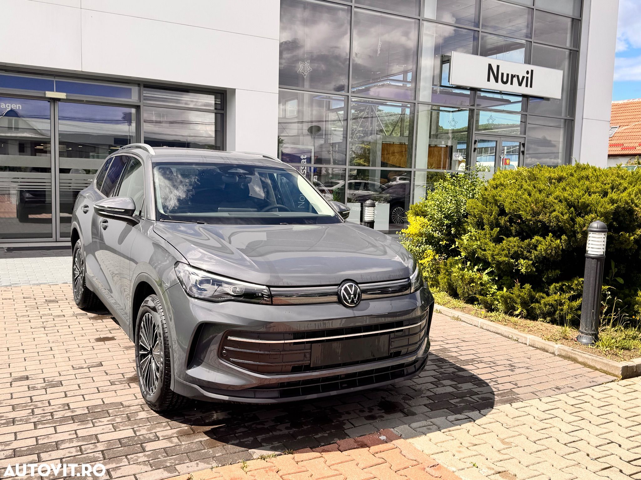 Volkswagen Tiguan 2.0 TDI DSG 4Motion Life - 1