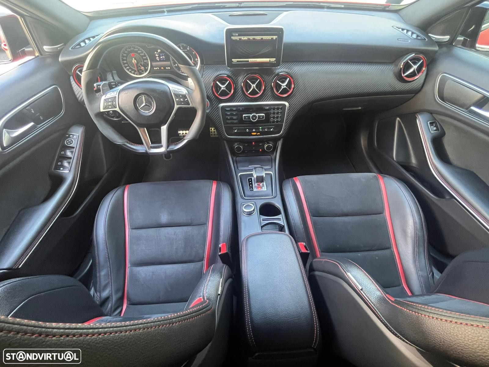 Mercedes-Benz A 45 AMG 4-Matic - 37