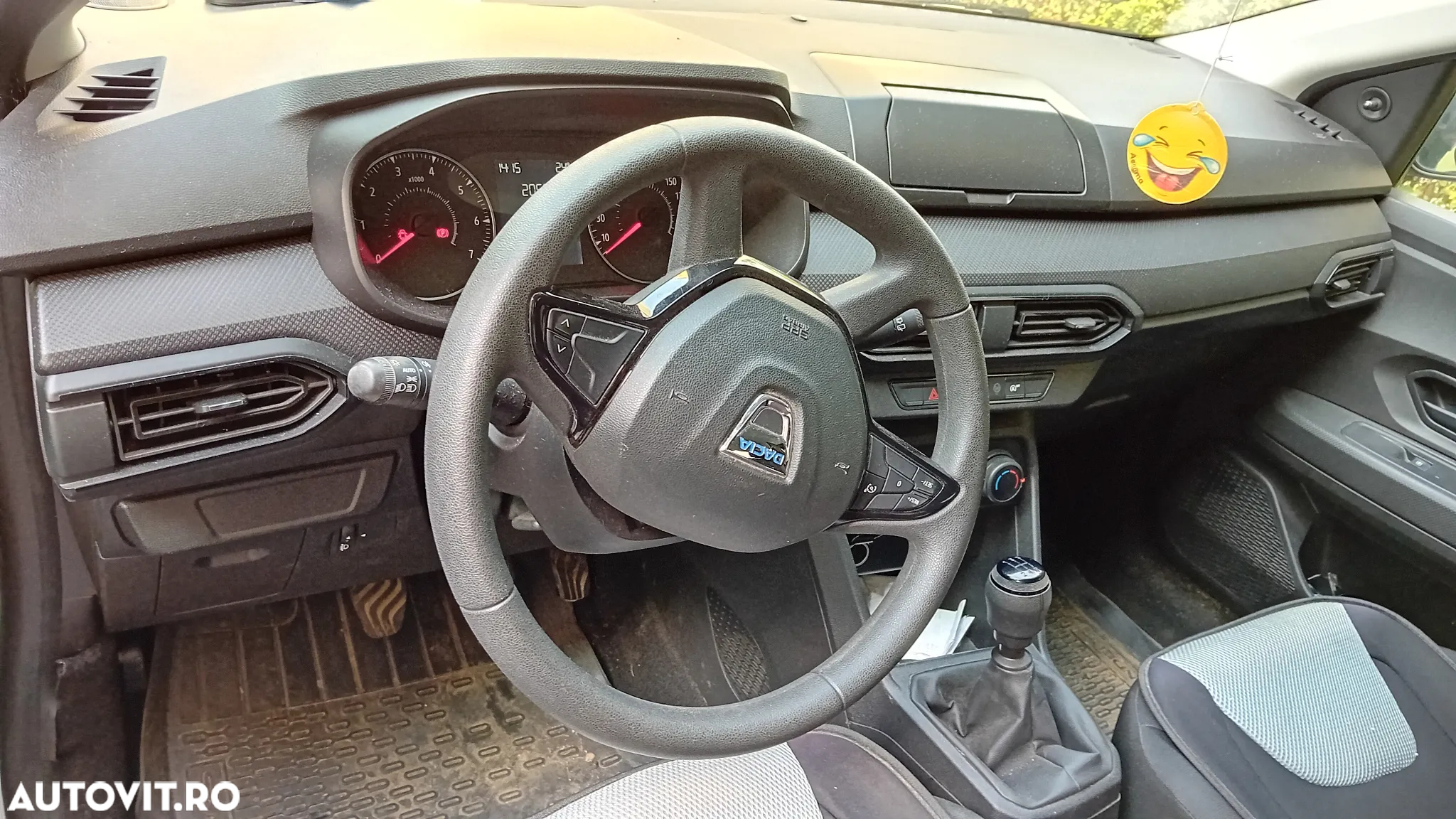 Dacia Sandero - 6