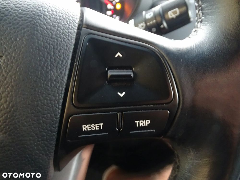 Kia Rio 1.2 Dream Team Edition - 31