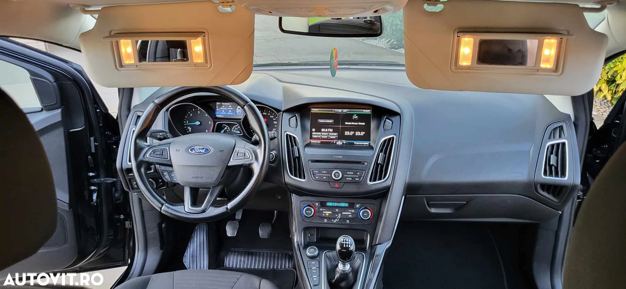 Ford Focus - 4