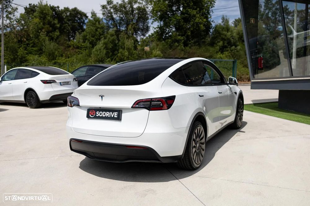 Tesla Model Y Long Range Tração Integral — fotografia 6