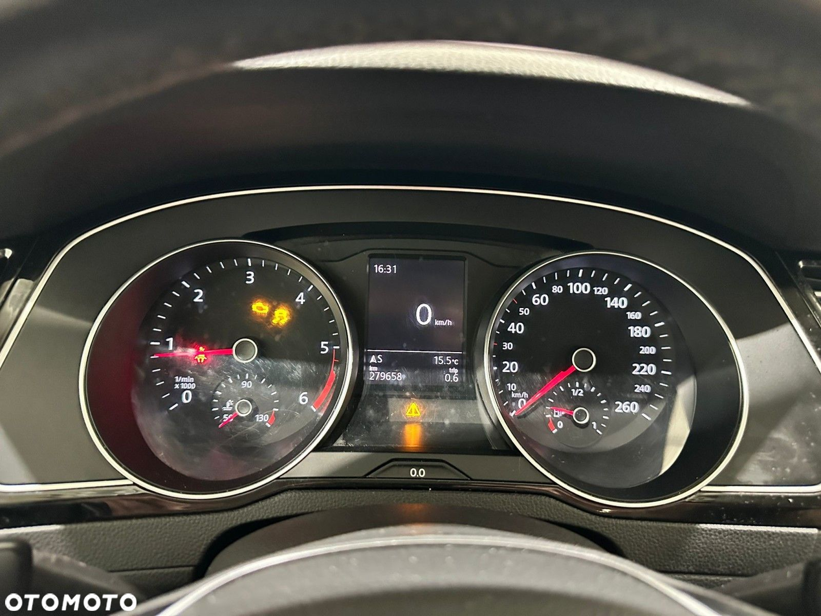 Volkswagen Passat - 30