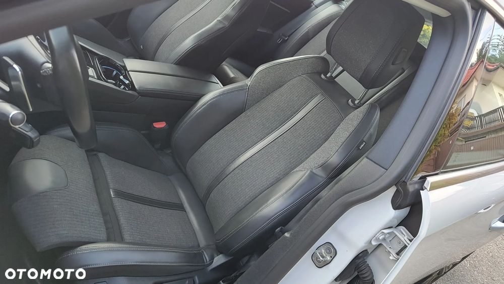 Peugeot 508 BlueHDi 160 EAT8 Allure Business-Paket - 25
