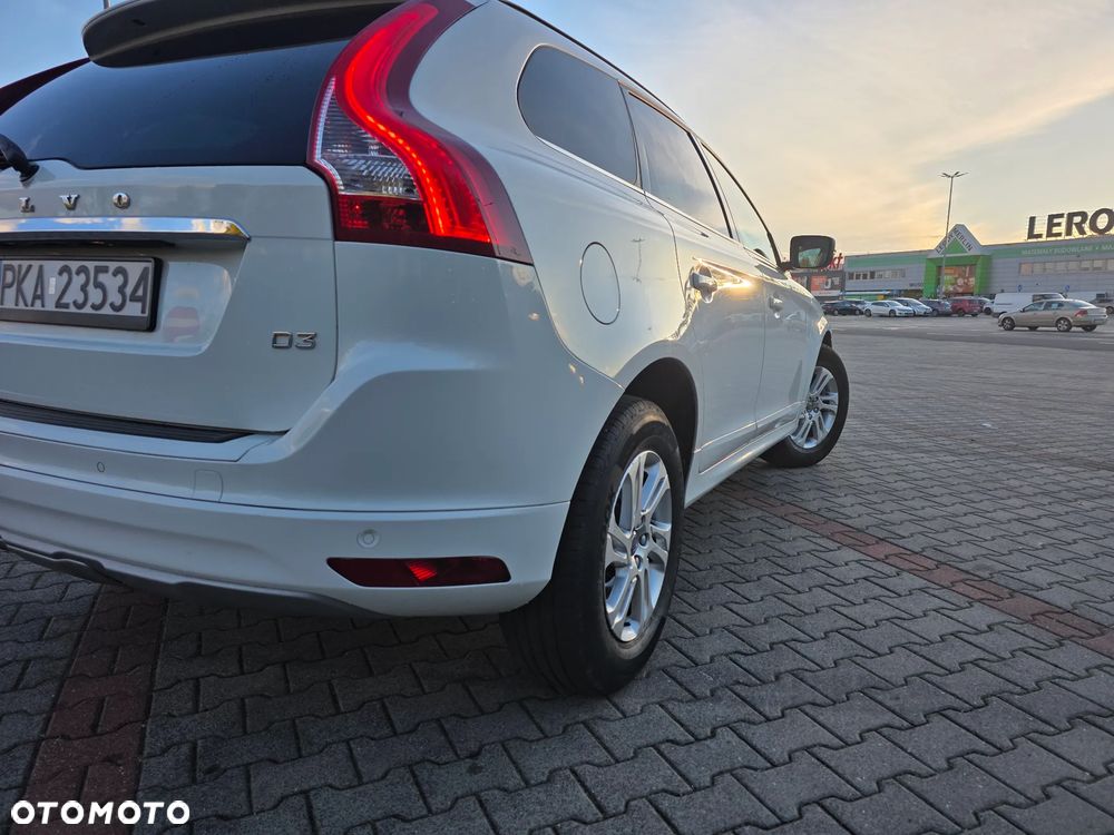 Volvo XC 60 D3 Drive-E Momentum - 11