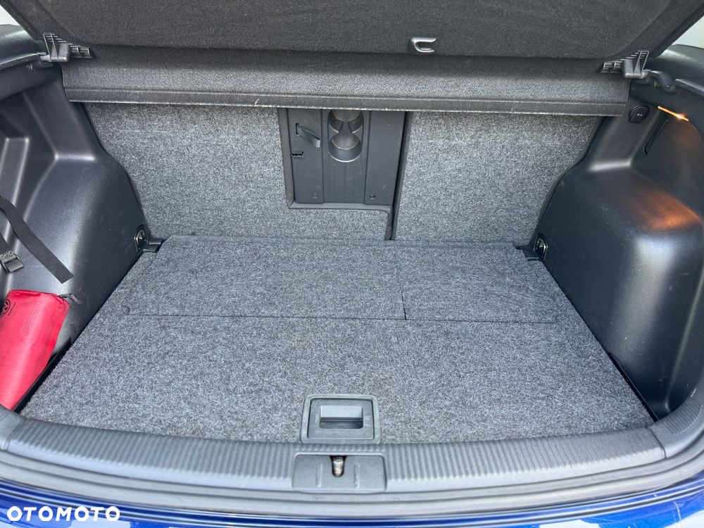 Volkswagen Golf Plus 1.6 TDI DPF Style - 18