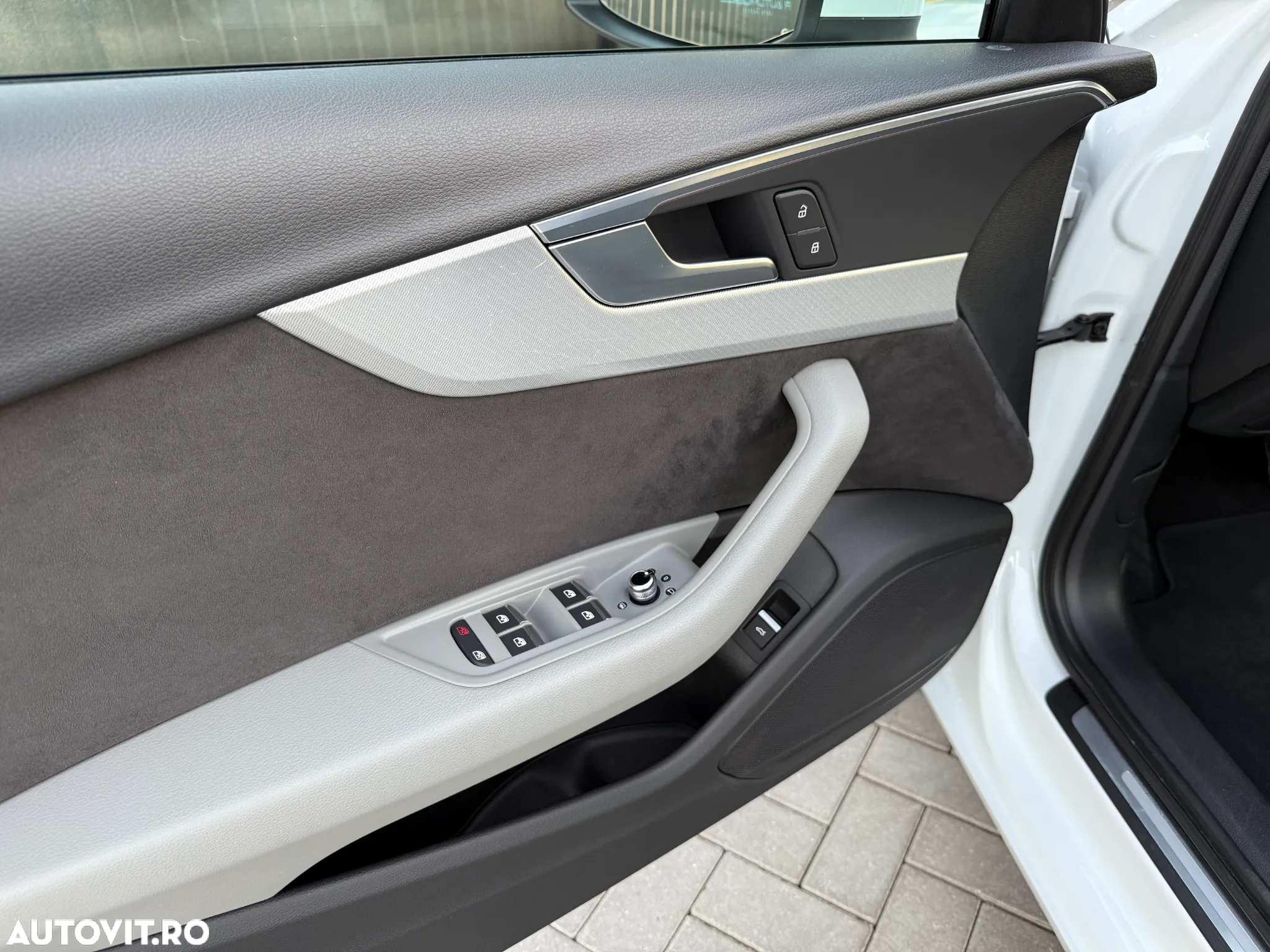 Audi A4 2.0 TDI ultra S tronic Sport - 17