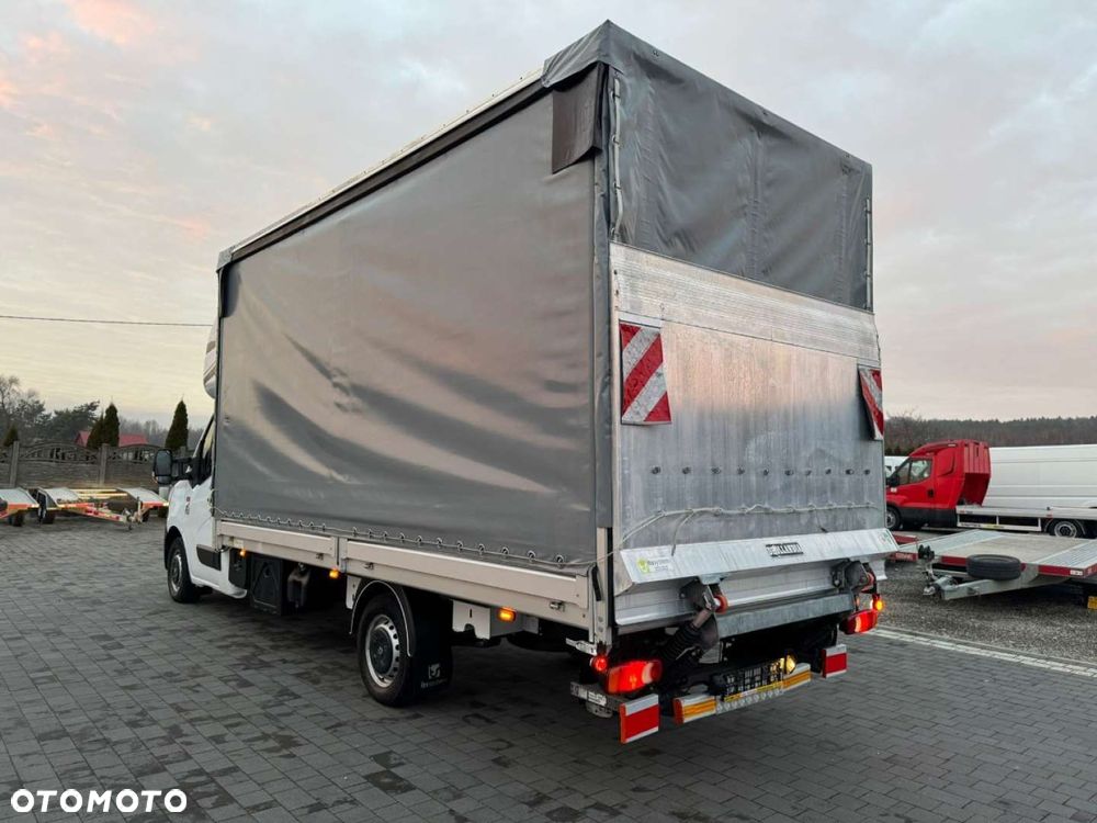 Renault Master 10 europalet z Windą - 8