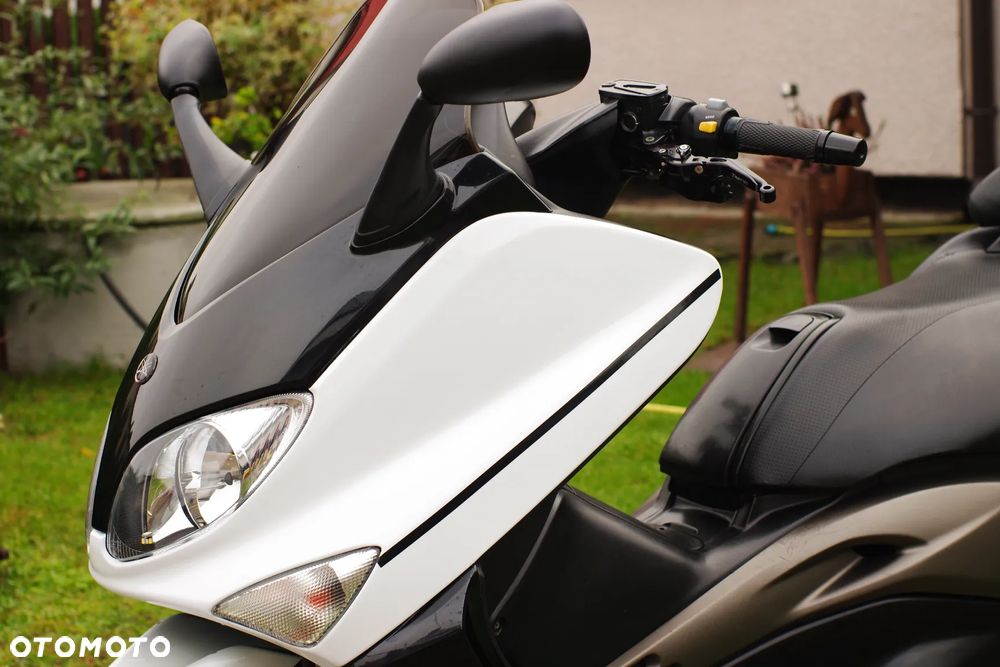 Yamaha Tmax - 31