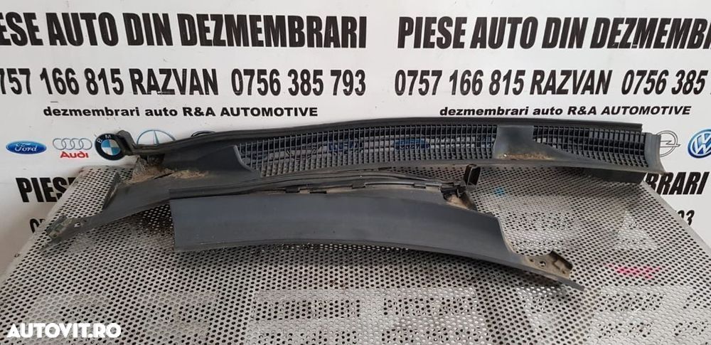 Grila Stergatoare Subaru Forester An 1998-2004 - 1