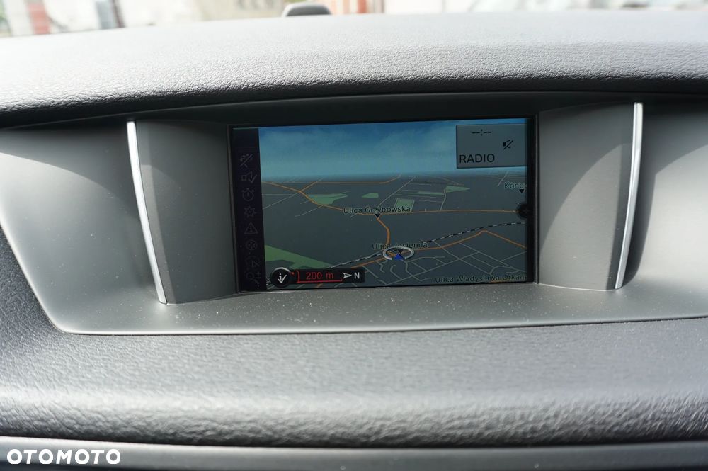BMW X1 xDrive18d Sport Line - 35