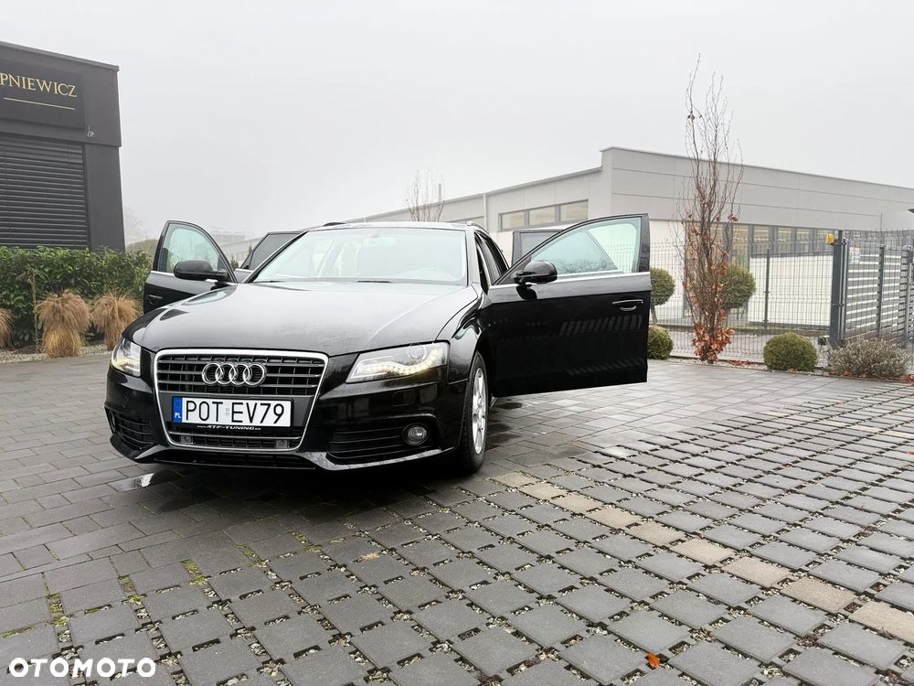 Audi A4 Avant - 10