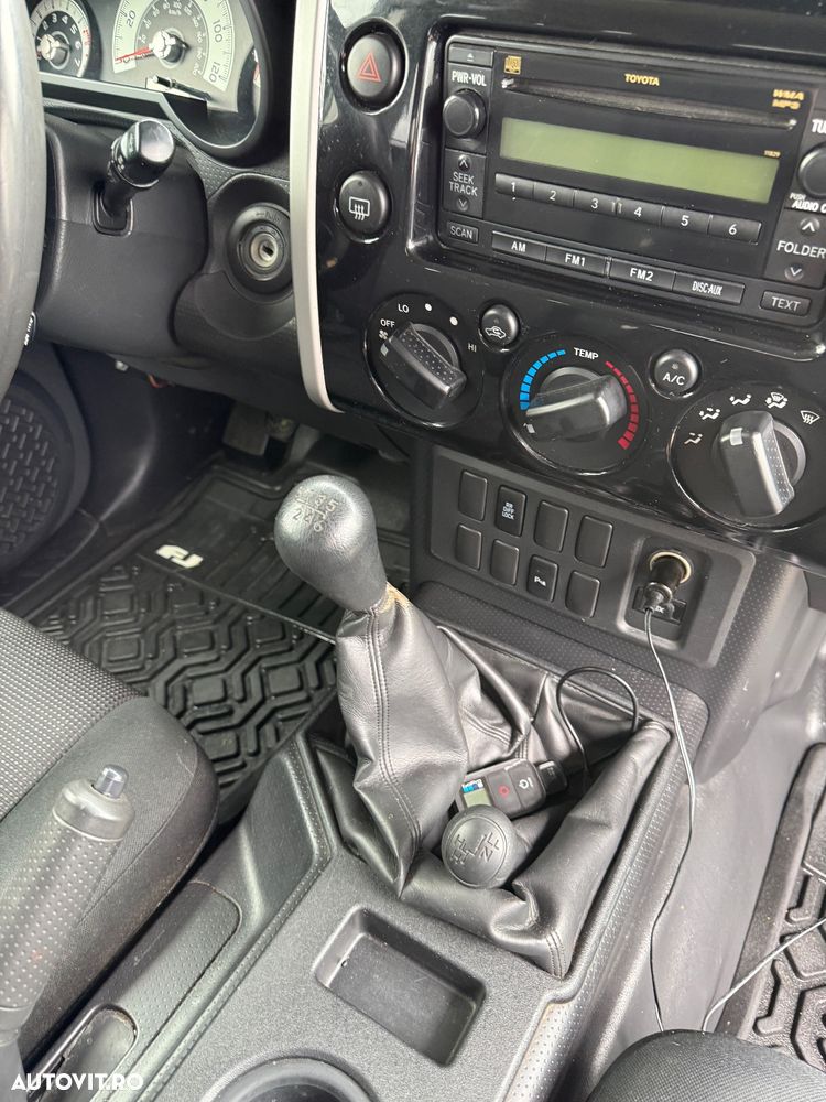 Toyota FJ - 11