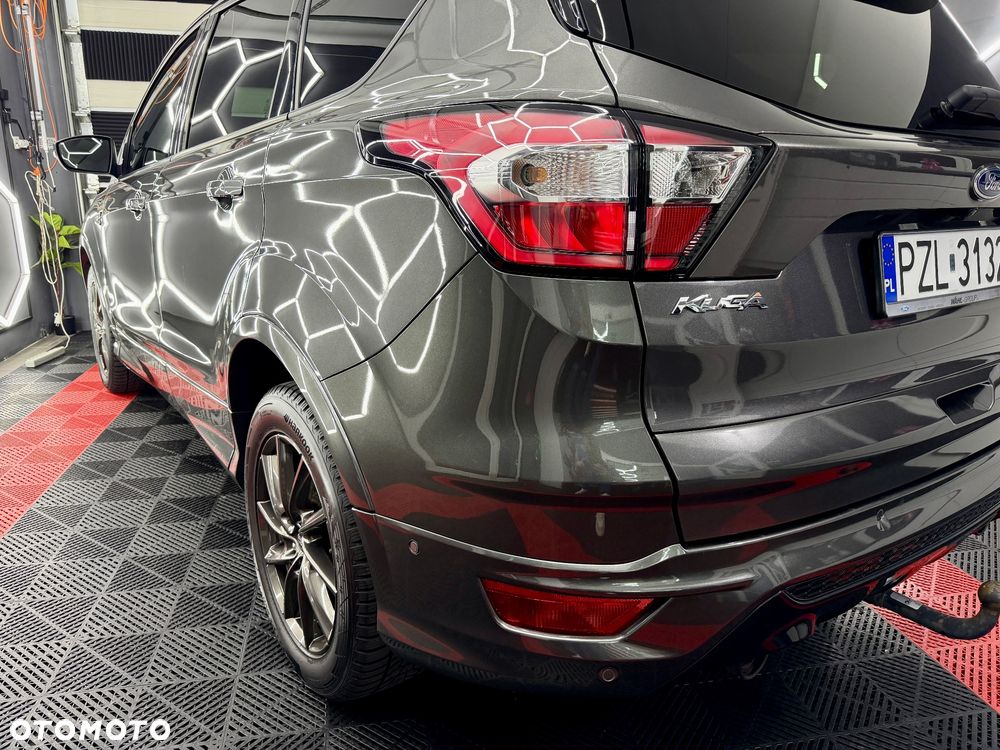 Ford Kuga 1.5 EcoBoost 2x4 ST-Line - 8