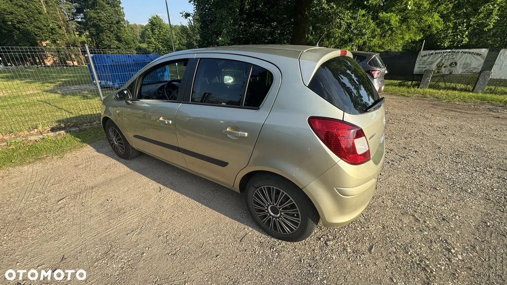 Opel Corsa 1.4 16V Enjoy - 7